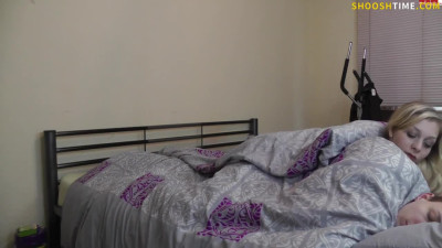 Horny GF Wakes Him Up and Rides Him RAW