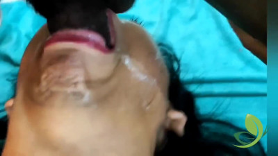 Slim Desi Slut AKA Deepthroat Queen Vid 1