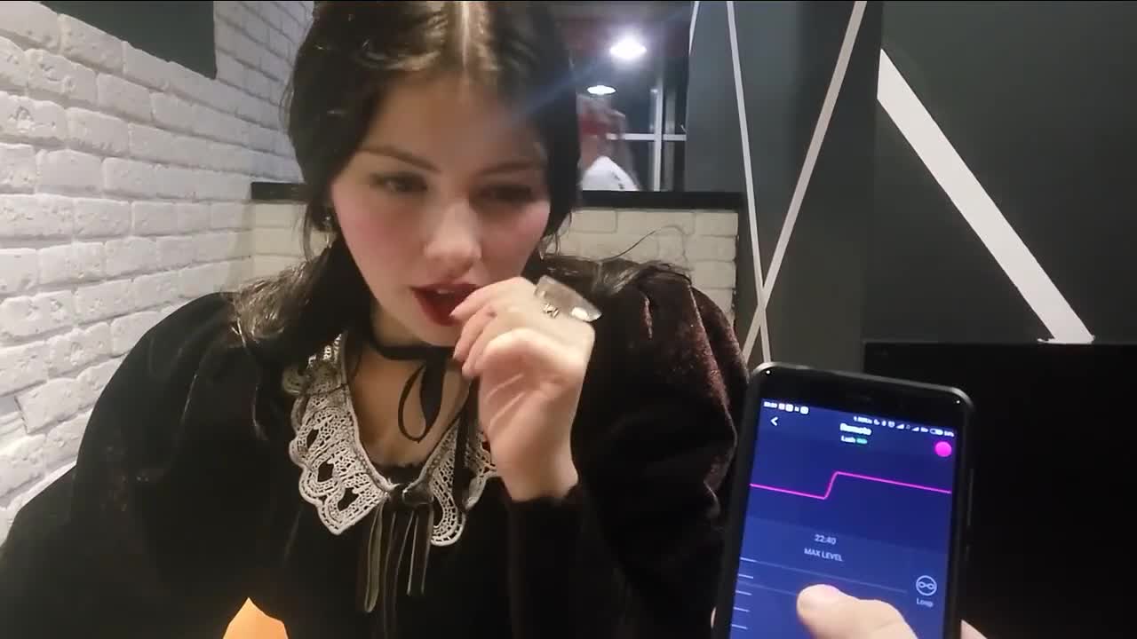 Watch Making Girlfriend Cum in Public Restaurant Short Sex Videos - Duration: 01:37 | ePornNEW.