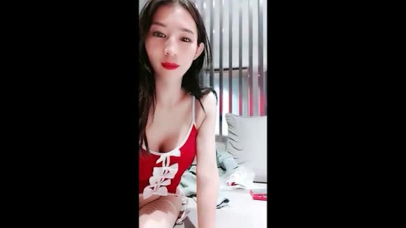 Watch 漂亮主播少妇线下约炮粉丝光头男啪啪 Short Sex Videos - Duration: 20:39 | ePornNEW.