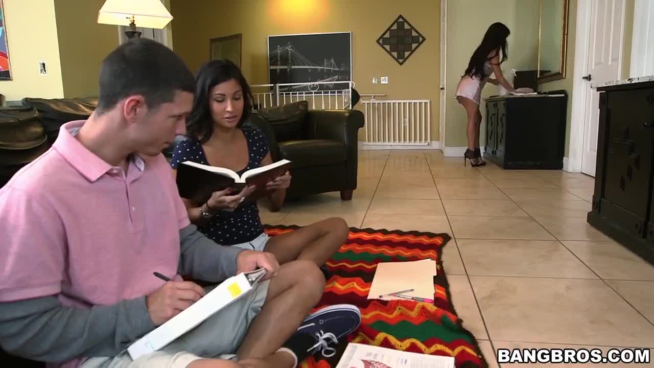 Watch BANGBROS - Hot MILF Soffie Shows Step Daughter How To Ride Dick Like A Pro Short Sex Videos - Duration: 11:24 | ePornNEW.