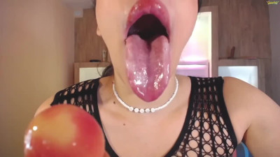 Delicious saliva with her long tongue