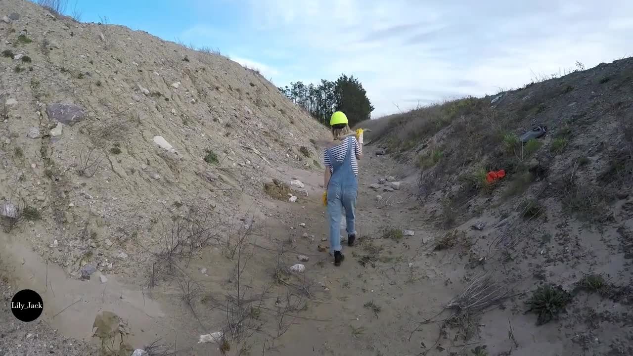 Watch Un ouvrier mattrape et me baise sur un chantier... Lily_Jack Short Sex Videos - Duration: 08:20 | ePornNEW.