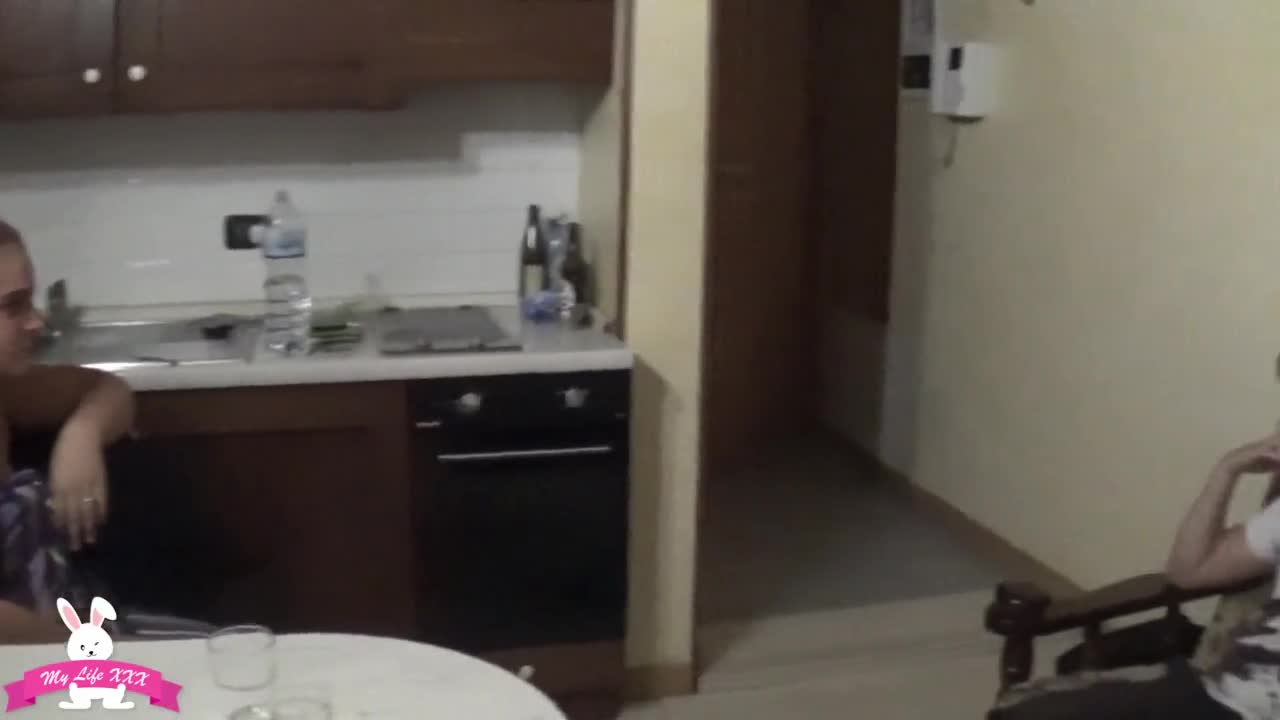 Watch Morosa Tradita Si Prende Una  e Scopa un Ragazzo Davanti Al Suo Lui Legato. Porno Italiano Short Sex Videos - Duration: 31:07 | ePornNEW.