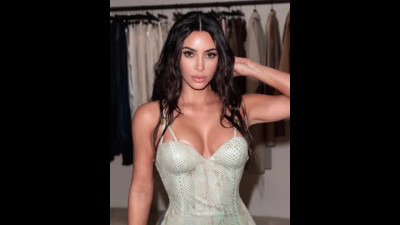 Kim Kardashian Jerk off Challenge (with Moaning)