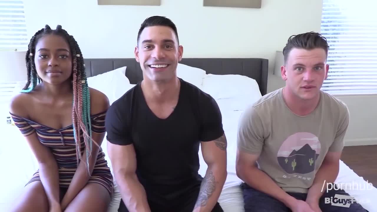 Watch HUGE Uncut EURO COCK Stretches Bi Dudes Tight Hole AFTER he Fucks her too Short Sex Videos - Duration: 33:07 | ePornNEW.
