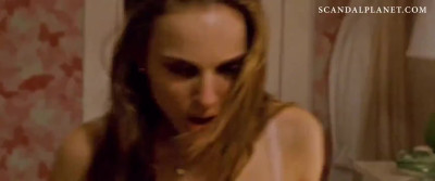 Natalie Portman & Mila Kunis Lesbian Sex in Black Swan