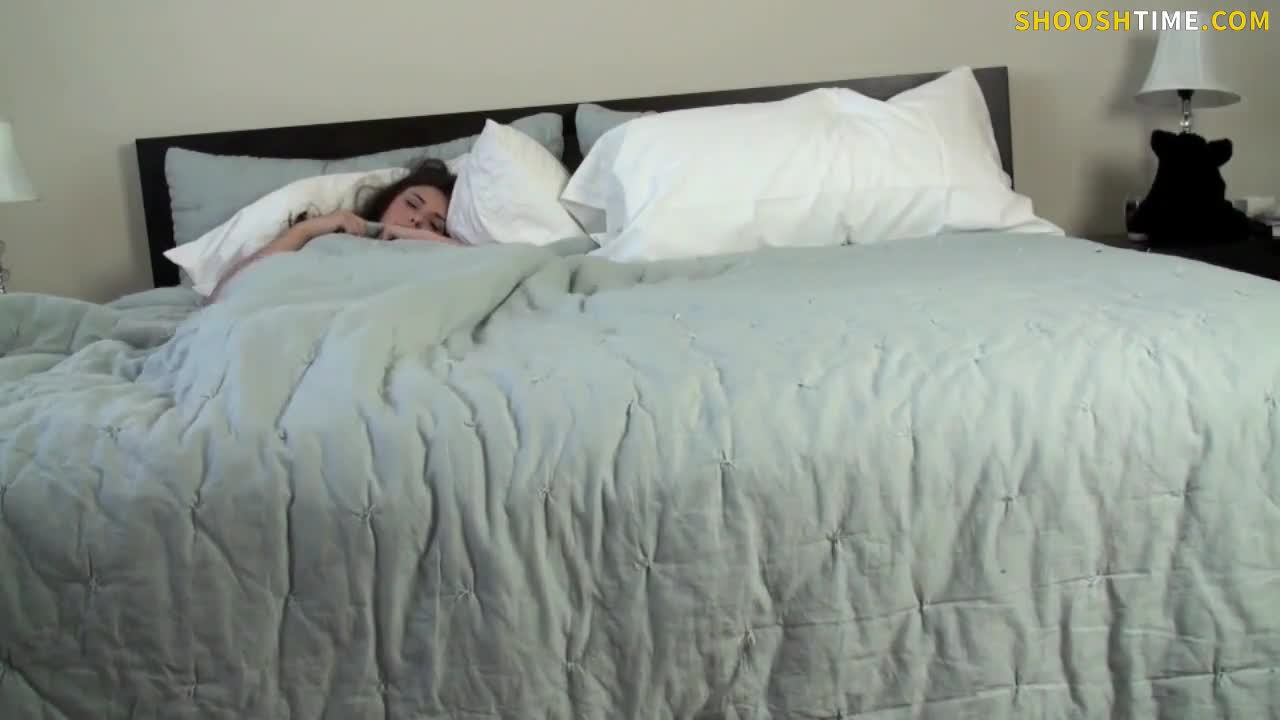 Watch Well-trained girlfriend taking it like a CHAMP Short Sex Videos - Duration: 07:28 | ePornNEW.