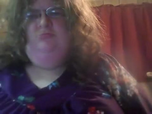 Your Favorite Webcam Girl Is Back Again