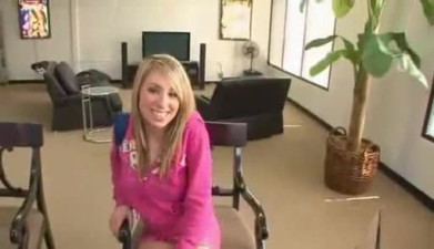 Incredible Chick Blows Roomful of Lucky Guys