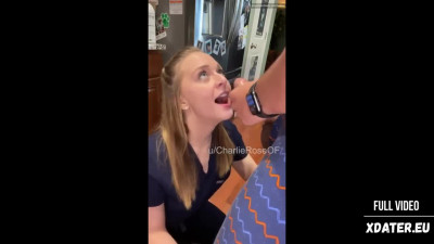 Hot wife gets a blowjob before work and sucks out his cum