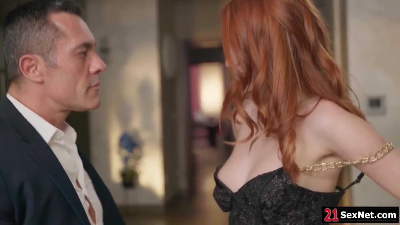 Watch Redhead girlfriend ass fucked while bf masturbates her pussy Short Sex Videos - Duration: 06:10 | ePornNEW.