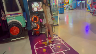 (THE HOTTEST VIDEO WITH MY SISTER-IN-LAW) ORGASM IN THE SHOPPING CENTER AND UNEXPECTED ENDING
