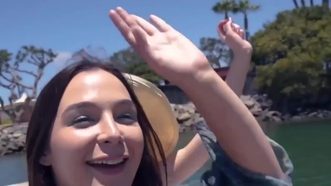 Watch Cute Babes In Bikinis Zoey Bloom, Vienna Rose & Blair Williams Share One Cock on Boat Short Sex Videos - Duration: 15:57 | ePornNEW.