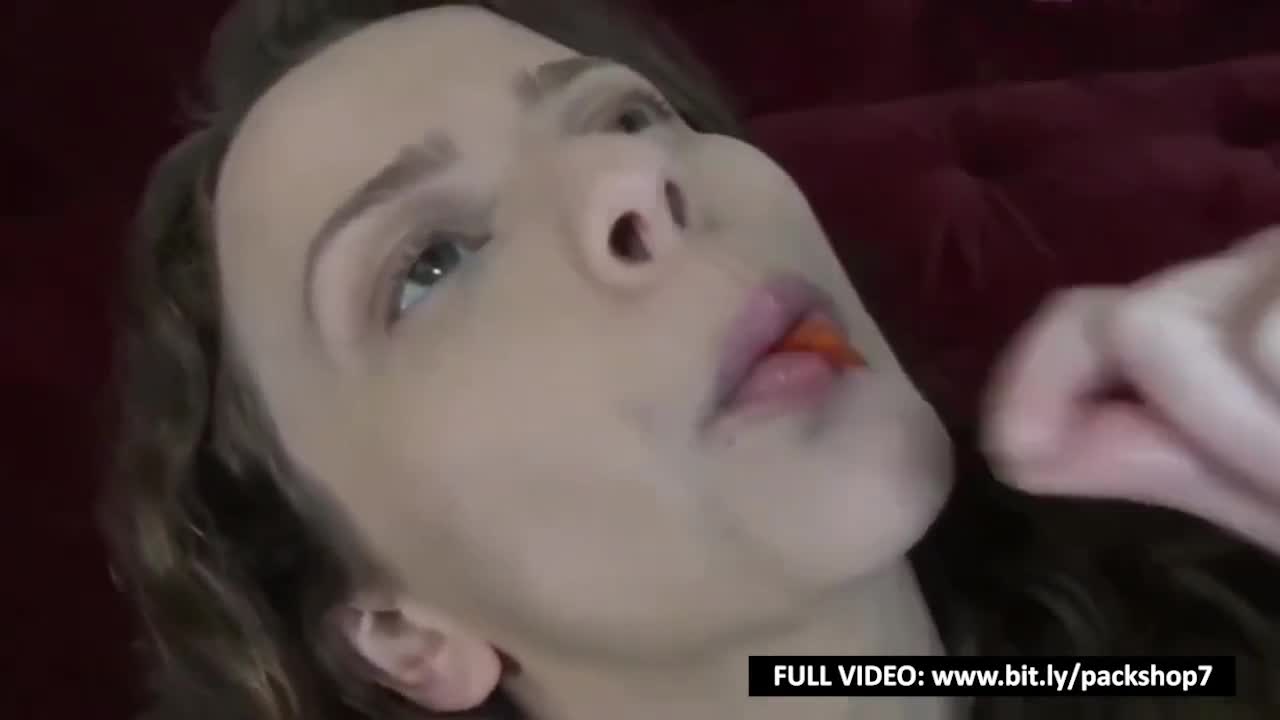Watch Woman Decides To Include Live Goldfish In Her Diet - Vore Giantess Short Sex Videos - Duration: 00:52 | ePornNEW.