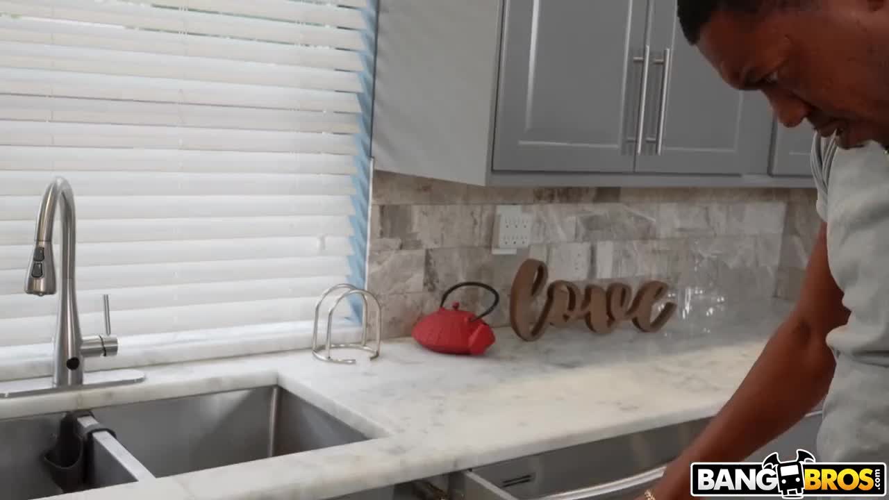 Watch Lola Fae - Is it True What They Say Short Sex Videos - Duration: 32:30 | ePornNEW.