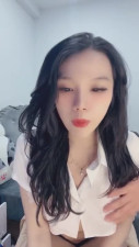 Bé Thư live 6