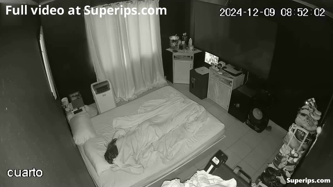 Watch IPCAM – Hot Italian girl masturbates like a zombie Short Sex Videos - Duration: 03:57 | ePornNEW.