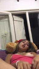 Cute teen masturbates cam