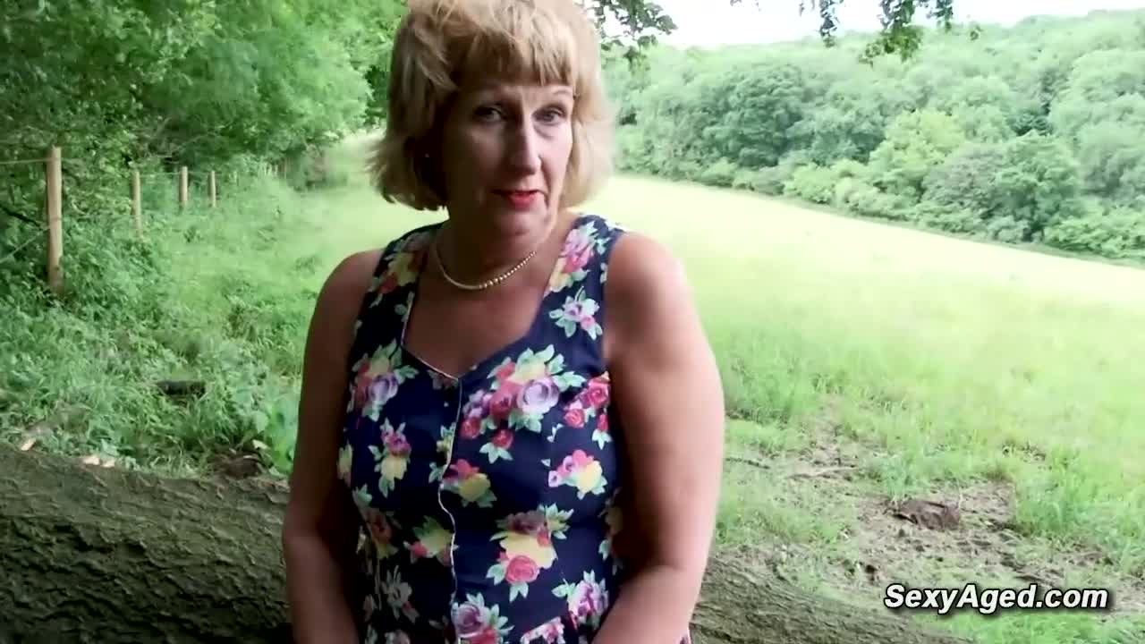 Watch British blonde granny Rosemary plays with her pussy outdoor Short Sex Videos - Duration: 05:09 | ePornNEW.