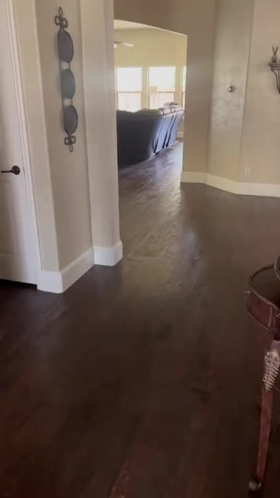 Watch HOT HORNY REALTOR SLUT IS JACKHAMMERED & DEEPTHROATS CLIENT! Short Sex Videos - Duration: 11:48 | ePornNEW.