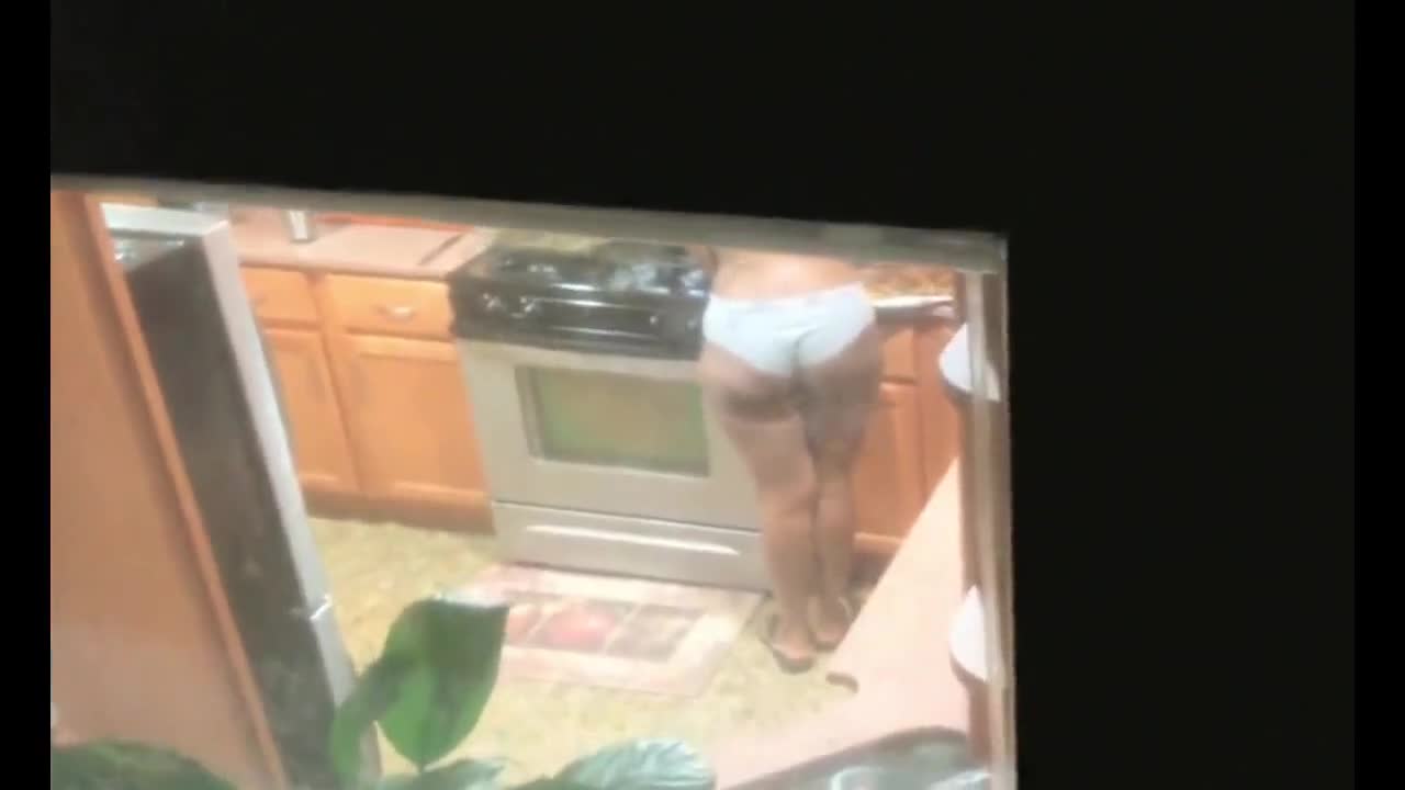 Watch voyeuring booty stepdaughter in kitchen Short Sex Videos - Duration: 05:56 | ePornNEW.