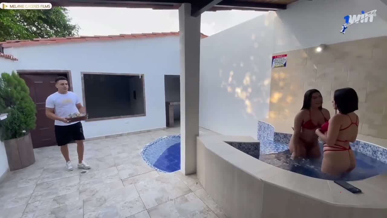 Watch Amateur three-way with a plumber and hotel waiter - plumper in Spanish, 1win, Short Sex Videos - Duration: 15:00 | ePornNEW.