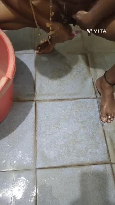 Watch Tamil wife show on saree pussy and shaving Short Sex Videos - Duration: 00:31 | ePornNEW.
