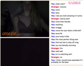 Omegle Porn Hot Blonde Cums On Cam