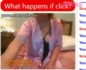 Omegle Porn Hot milf plays with pussy for you(Sound