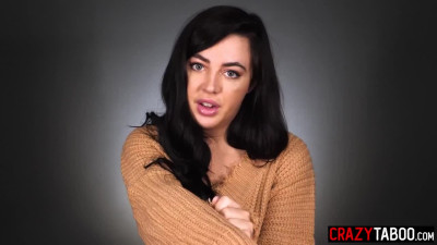 Big ass MILF Whitney Wright loves masturbation and she played with herself