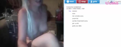 Omegle Porn Hot blonde taking demands on omegle