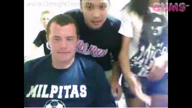 Watch Omegle Porn She Just Flashed On Omegle With All Her Friends Watching.Avi Short Sex Videos - Duration: 01:01 | ePornNEW.