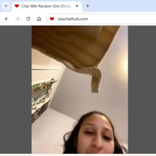 Amazing Asian babe on chat