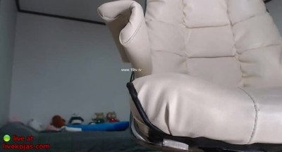 Asian camgirl sexy oiled show