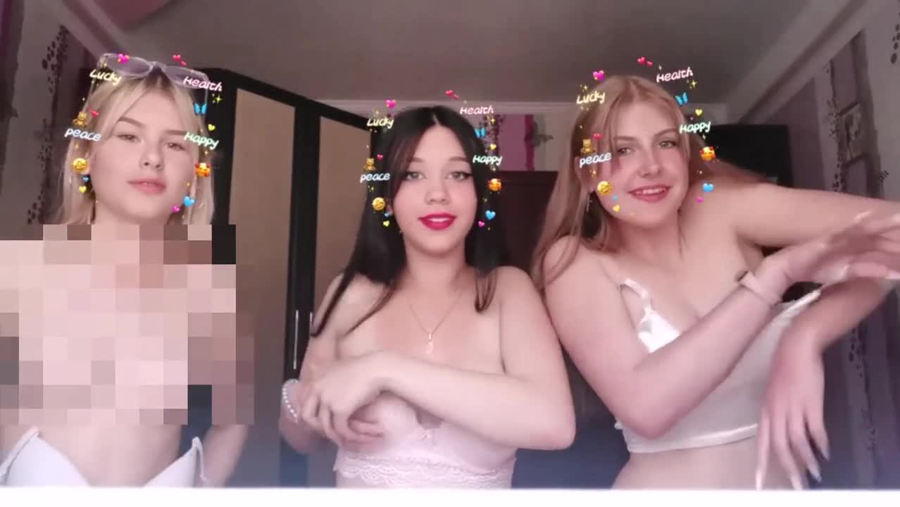 Watch 3 Periscope girls flashing big tits Short Sex Videos - Duration: 01:22 | ePornNEW.