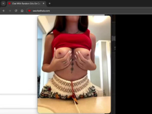 Beautiful brunette babe random chat