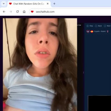 Spanish cutie flashing tits and pussy on chat