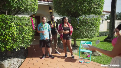Pornstar Money Talks Party Crashing