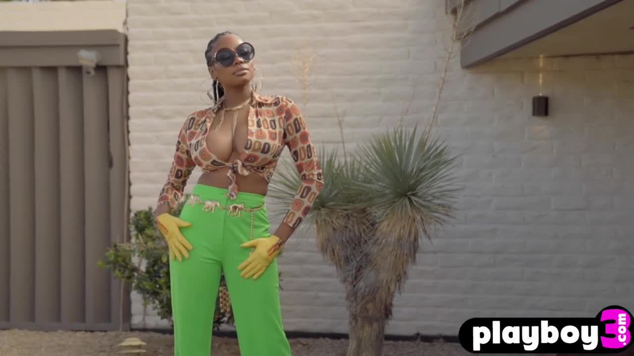 Watch Ebony big tits teen exposed perfect black body Nyla during posing action Short Sex Videos - Duration: 05:51 | ePornNEW.