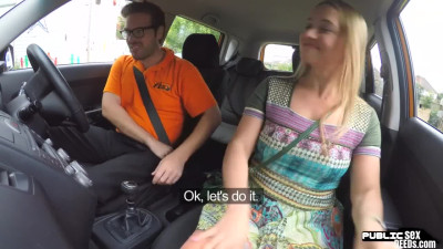 Bigass slut fucked outdoor in car by instructor in public