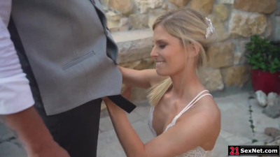 Bride dp threesome with groom and bff